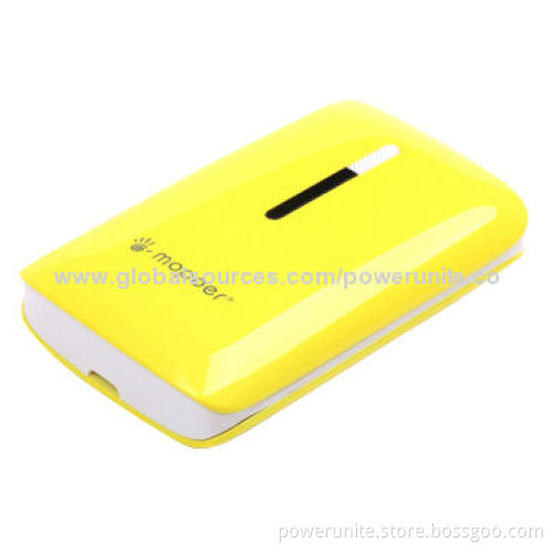 Portable Dual-USB Port Power Bank for Cellphones/Tablet PCs with 6,600mAh Capacity